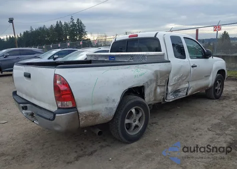 2005 Toyota Tacoma z USA, uszkodzony, nr VIN 5TETX22N45Z105063